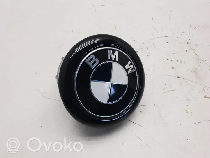 BMW 1 F20 F21 Takaluukun/tavaratilan luukun ulkokahva 7270728