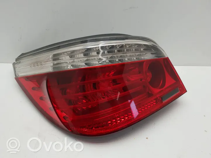 BMW 5 E60 E61 Lampa tylna 19528501