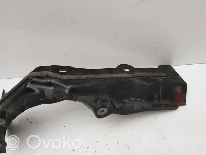 BMW 2 F22 F23 Kita variklio skyriaus detalė 7331242