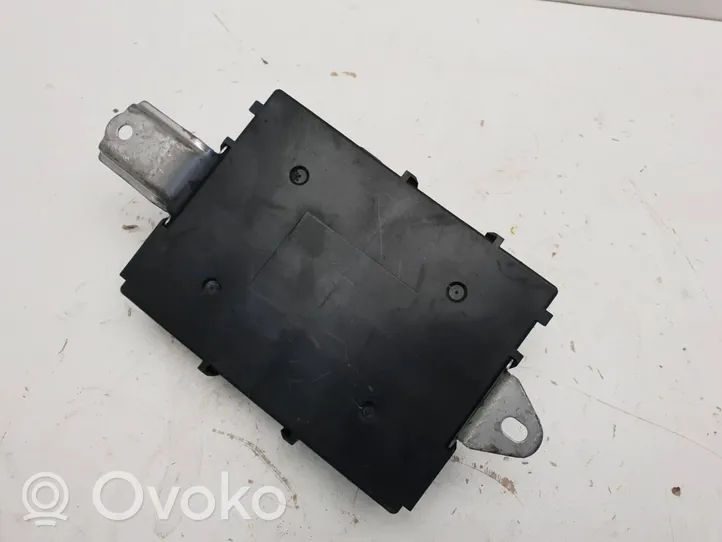 Lexus RX 450H Module de frein de stationnement 896C048020