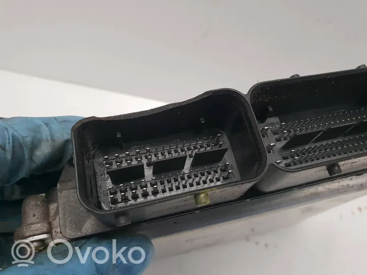 Volkswagen Golf VII Sterownik / Moduł ECU 04L907445C