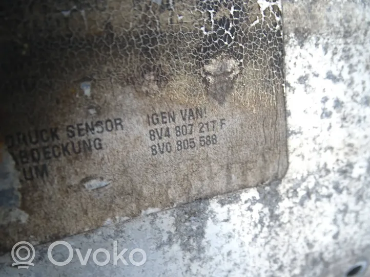 Audi A3 S3 8V Radiatoru paneļa turētājs (televizora) 8V4807217F