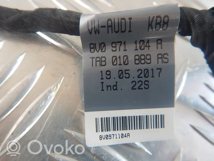 Audi A3 S3 8V Pysäköintitutkan anturin johtosarja (PDC) 8V0971104A