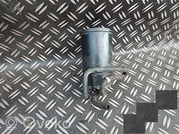 Infiniti FX Boîtier de filtre à carburant 