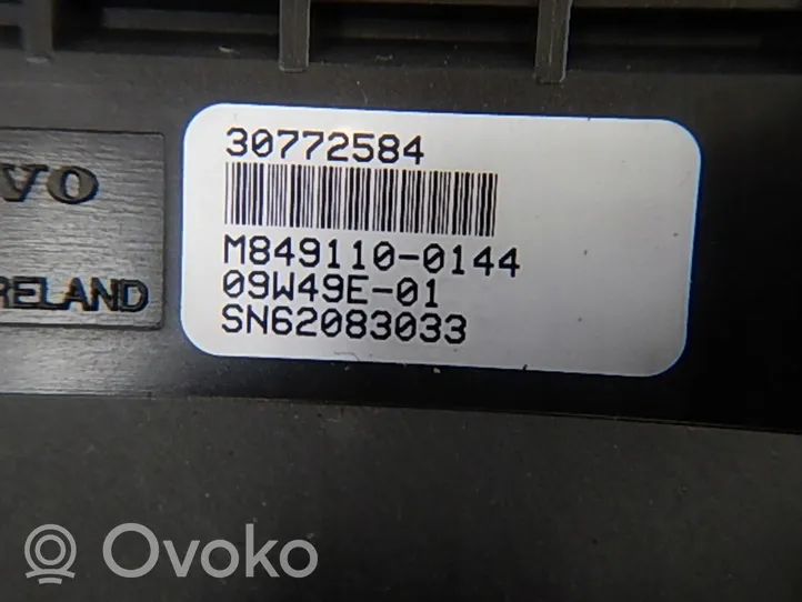 Volvo XC60 Monitor / wyświetlacz / ekran 30772584