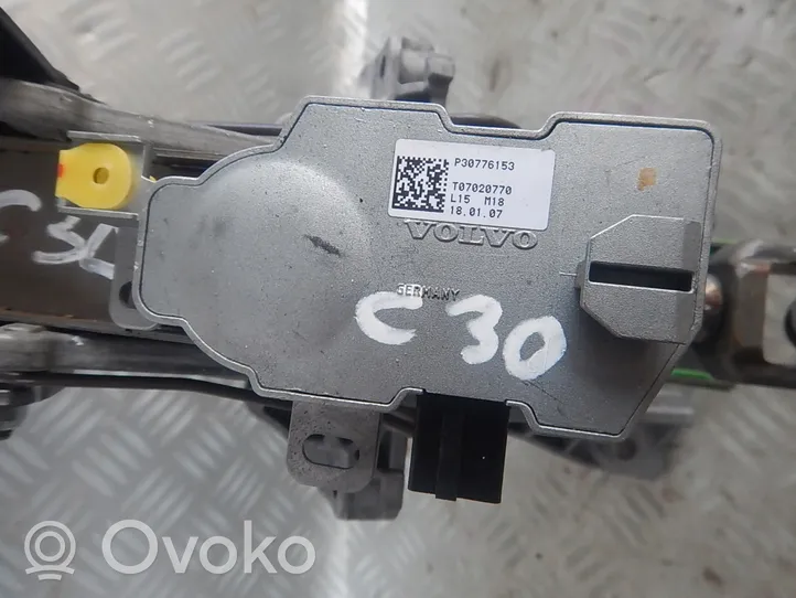 Volvo C30 Ohjauspyörän akseli 9491778