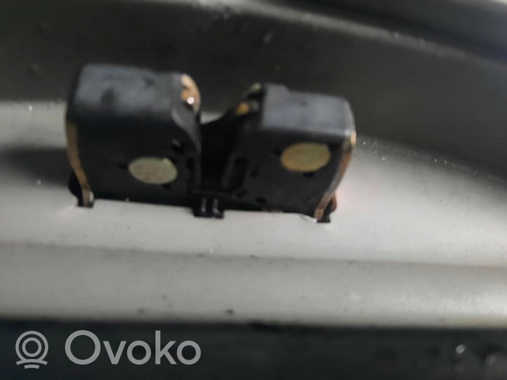 Renault Scenic I Oven keskuslukituksen ohjausyksikön moduuli 432970B