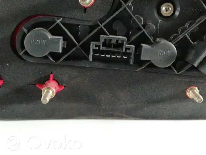 Lancia Y 840 Lampa tylna 46408286