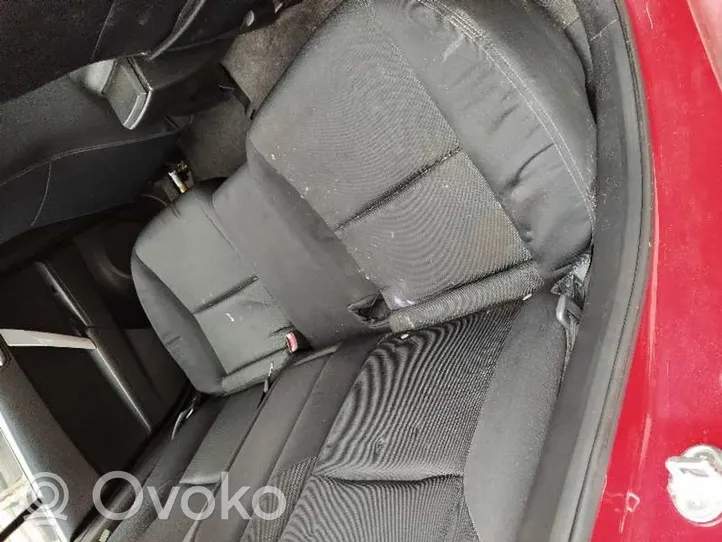 Mazda 3 Kanapa tylna / Fotel drugiego rzędu 
