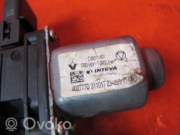 Renault Megane IV Elektryczny podnośnik szyby drzwi 807206746R