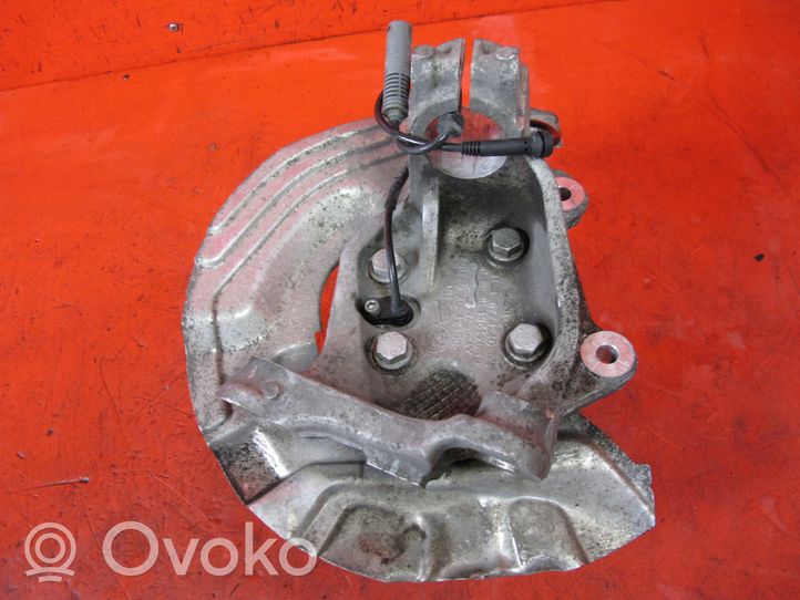 BMW 1 E82 E88 Front wheel hub spindle knuckle 6773210