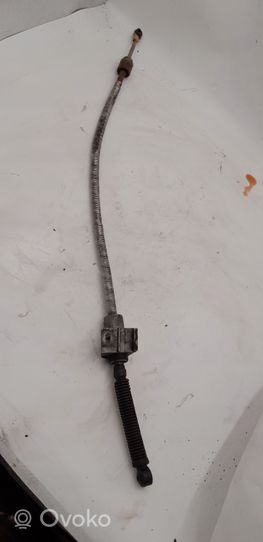 Volkswagen PASSAT B5 Gear shift cable linkage 8D0713281