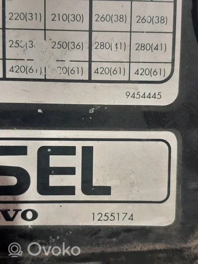 Volvo S60 Bouchon, volet de trappe de réservoir à carburant 9454445