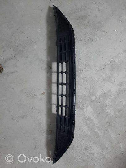 Hyundai i10 Front bumper lower grill 