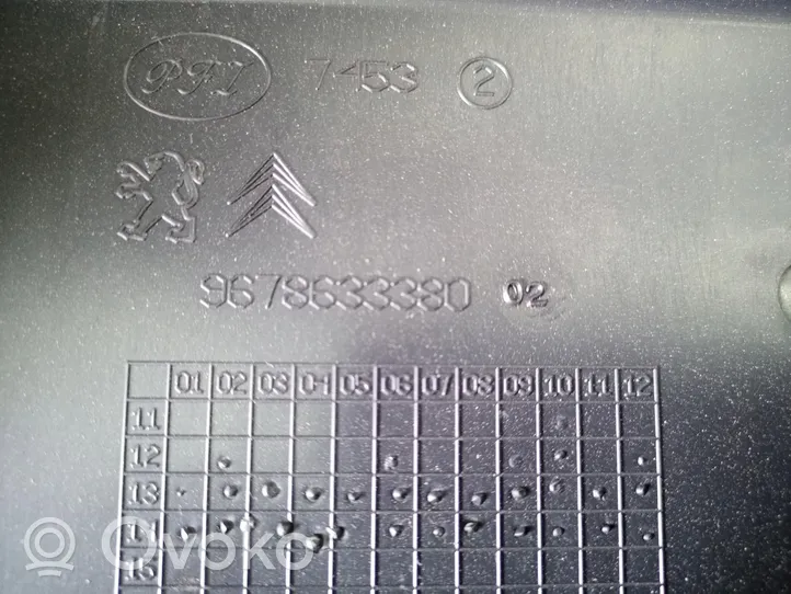 Citroen C4 II Picasso Pokrywa skrzynki bezpieczników 9678633380