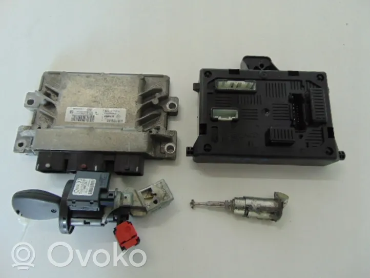 Renault Clio III Unité de commande, module ECU de moteur 8201011914