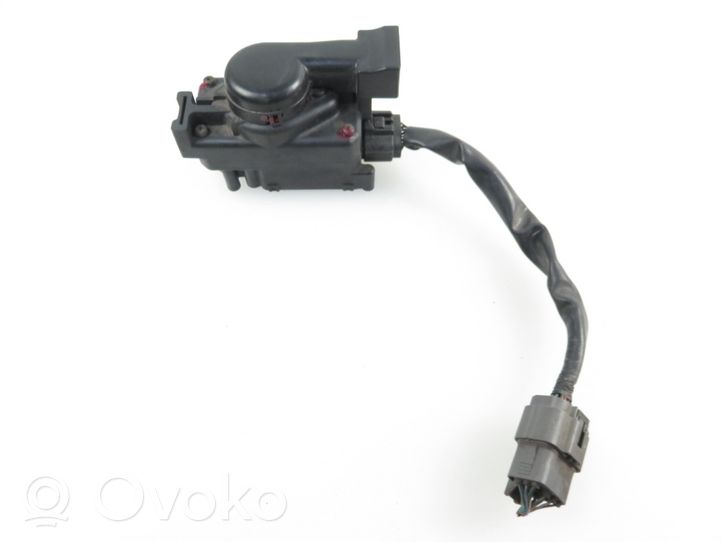 Mazda MPV Cruise control vacuum pump 