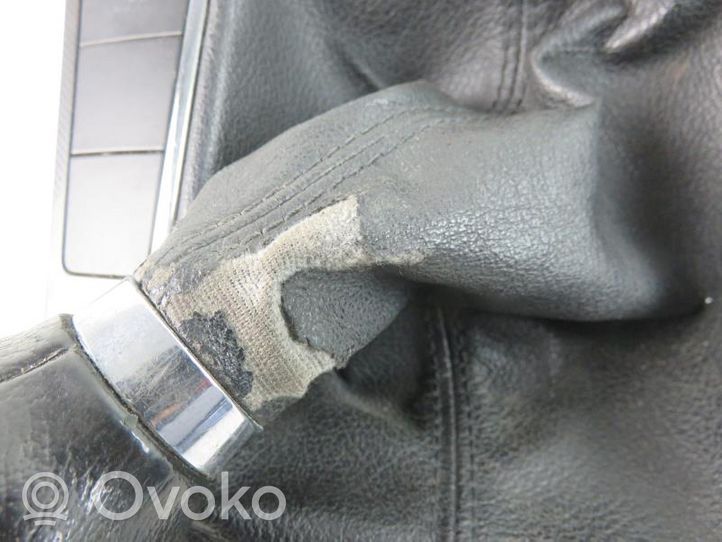 Volkswagen PASSAT B6 Base della presa Jacking 