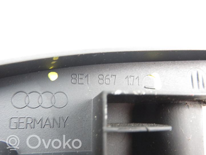 Audi A4 S4 B7 8E 8H Kieszeń / Schowek drzwi przednich 