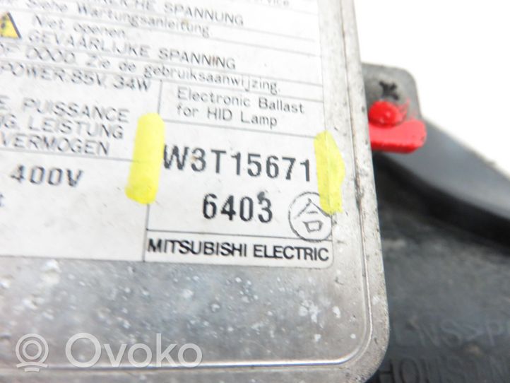 Mazda 5 Phare frontale W3T15671