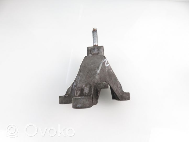 Ford Focus Gearbox mounting bracket 