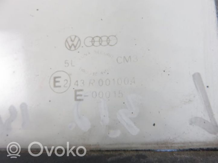 Volkswagen Polo II 86C 2F Szyba przednia karoseryjna trójkątna 