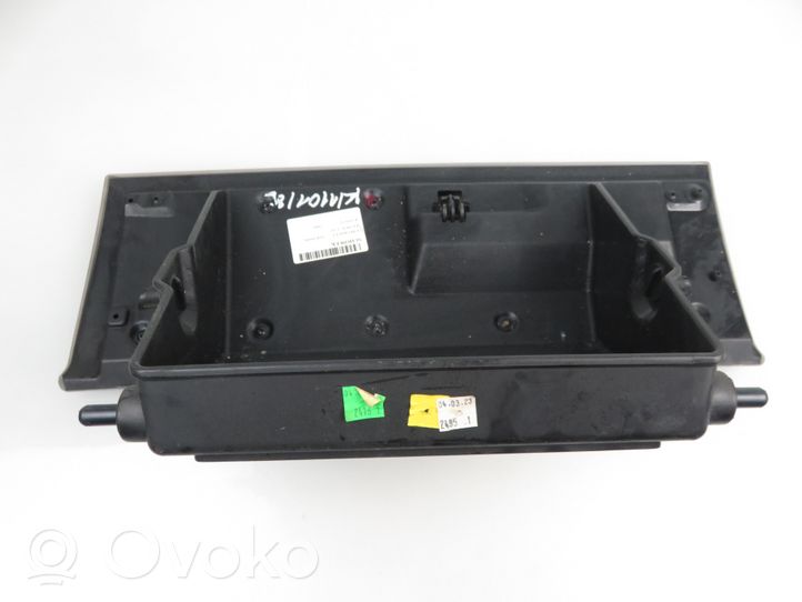 Chevrolet Equinox Glove box 