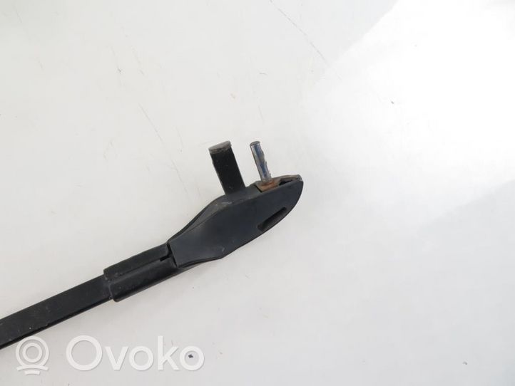 Mercedes-Benz E AMG W211 Front wiper blade arm 