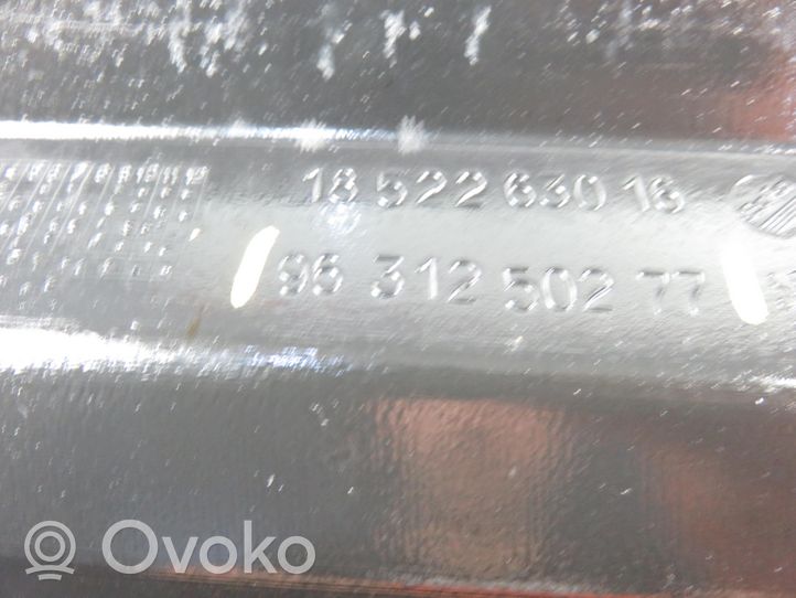 Peugeot 406 Etusäleikkö 