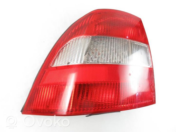 Opel Vectra B Lampa tylna 