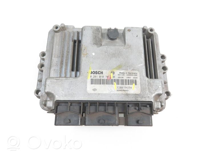 Renault Megane II Sterownik / Moduł ECU 8200184294