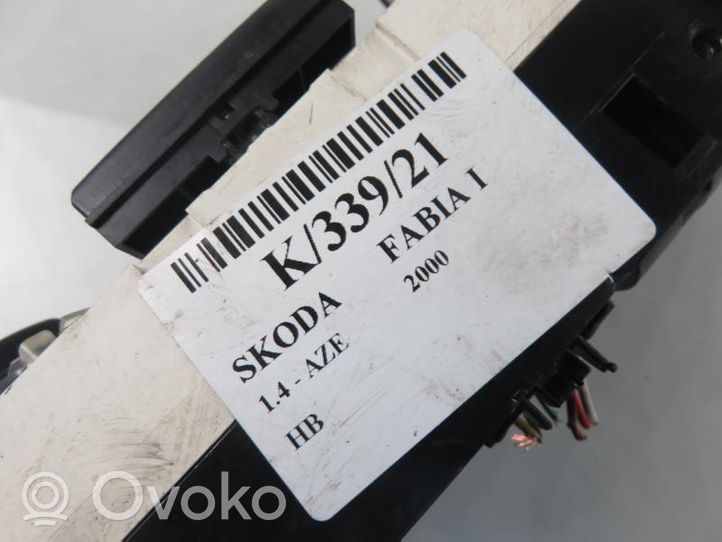 Skoda Fabia Mk1 (6Y) Przełącznik / Włącznik nawiewu dmuchawy 