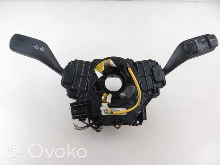 Ford Focus Pyyhkimen/suuntavilkun vipukytkin 3M5T6475AE