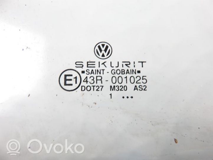 Volkswagen I LT Szyba karoseryjna tylna 