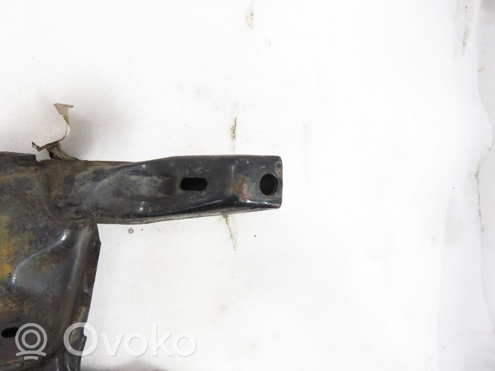 Fiat Punto (188) Sottotelaio anteriore 