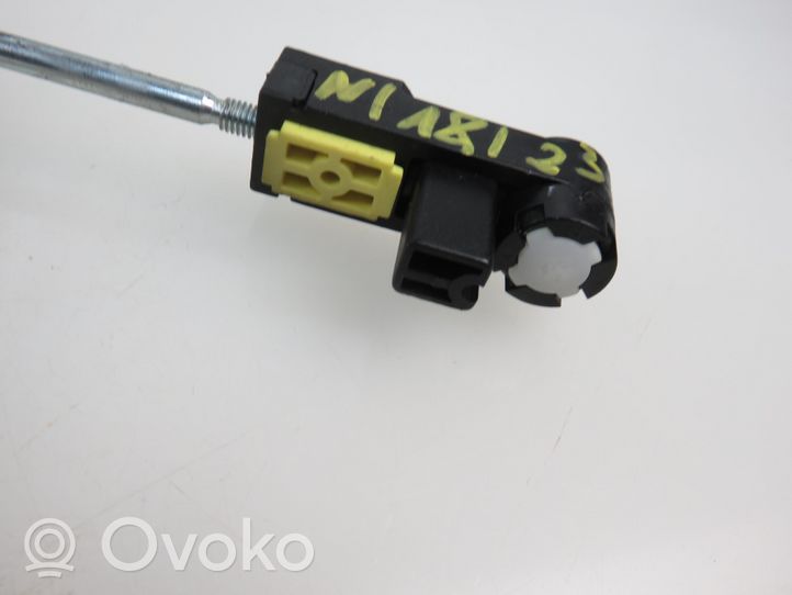 Volvo V60 Gear shift cable linkage 