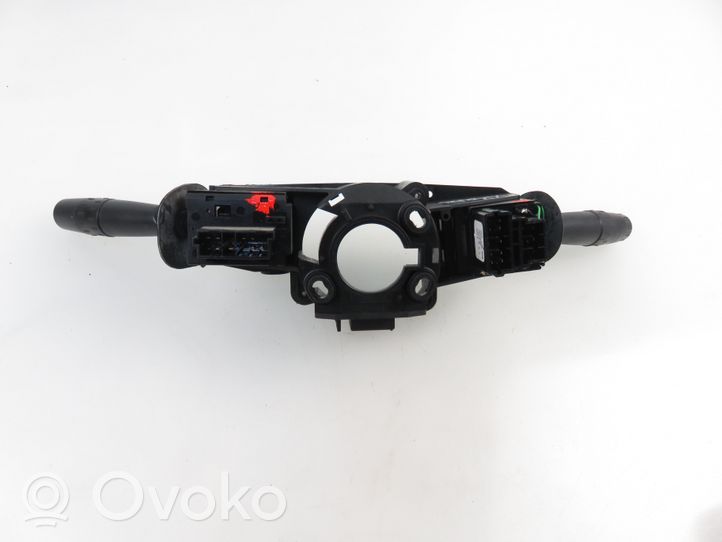 Peugeot 806 Leva/interruttore dell’indicatore di direzione e tergicristallo 96132773ZL