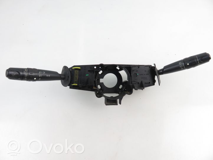 Peugeot 806 Leva/interruttore dell’indicatore di direzione e tergicristallo 96132773ZL