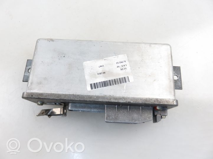 Audi 80 90 B3 Блок управления ABS 0265100025