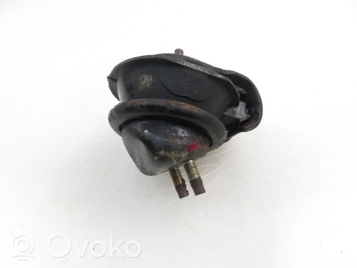 Nissan Pathfinder R50 Engine mount vacuum valve 