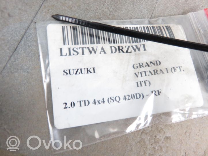Suzuki Grand Vitara I Priekšpusē durvju dekoratīvā apdare (moldings) 7768065DA0
