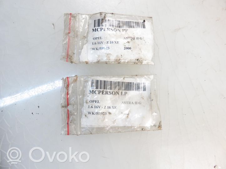 Opel Astra G Set del kit di montaggio della sospensione anteriore 