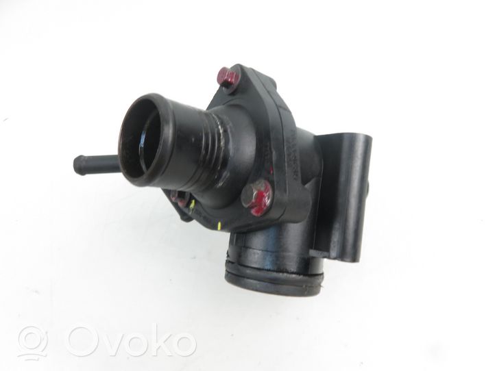 Ford Mondeo Mk III Thermostat/thermostat housing 