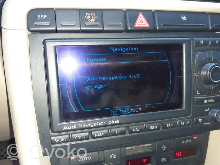 Audi A4 S4 B7 8E 8H Radija/ CD/DVD grotuvas/ navigacija 