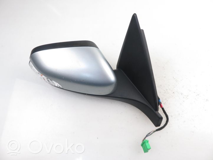 Volvo C30 Front door electric wing mirror 