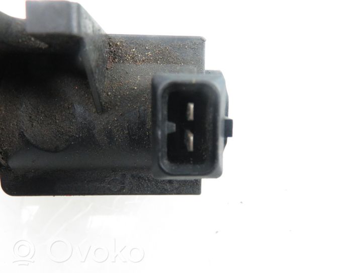 Opel Astra H Valve vacuum 