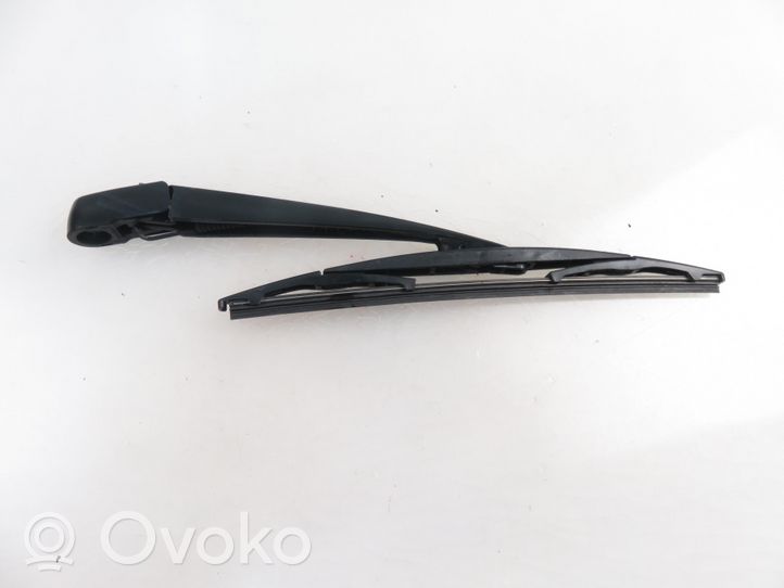 Mitsubishi Outlander Rear wiper blade arm 