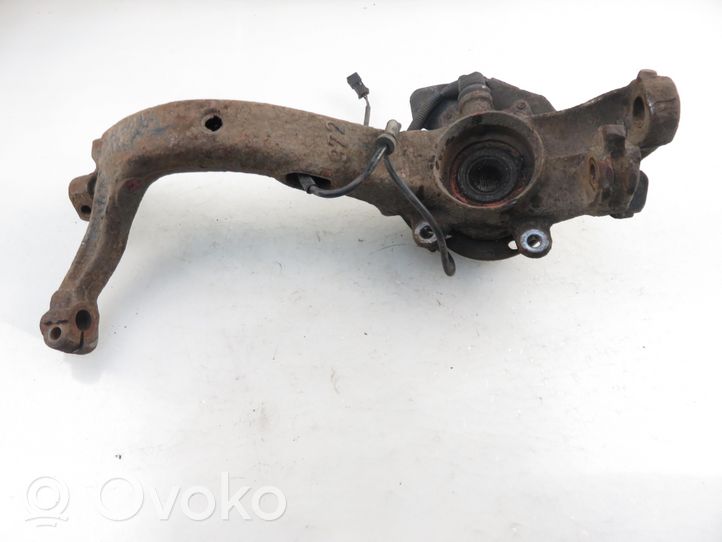 Audi A4 S4 B5 8D Achsschenkel vorne 