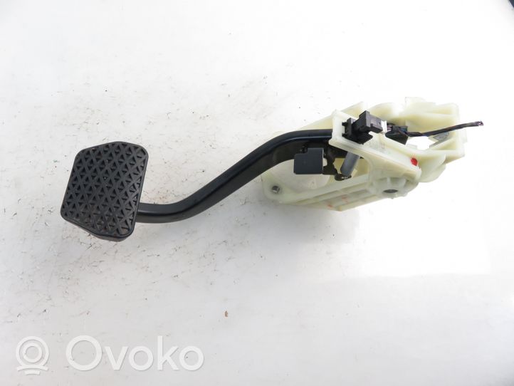 BMW X1 E84 Brake pedal 