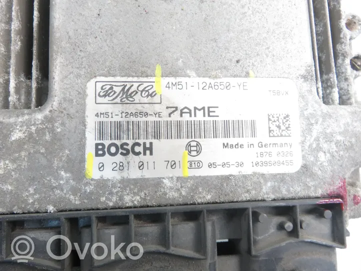 Ford Focus Variklio valdymo blokas 0281011701